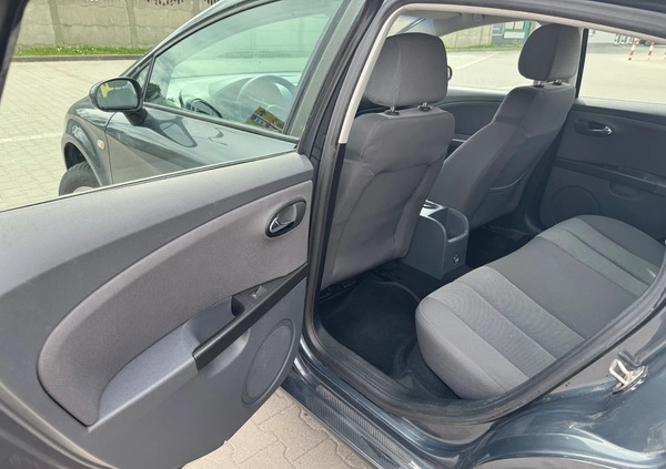 Seat Leon cena 13500 przebieg: 185022, rok produkcji 2006 z Wrocław małe 121